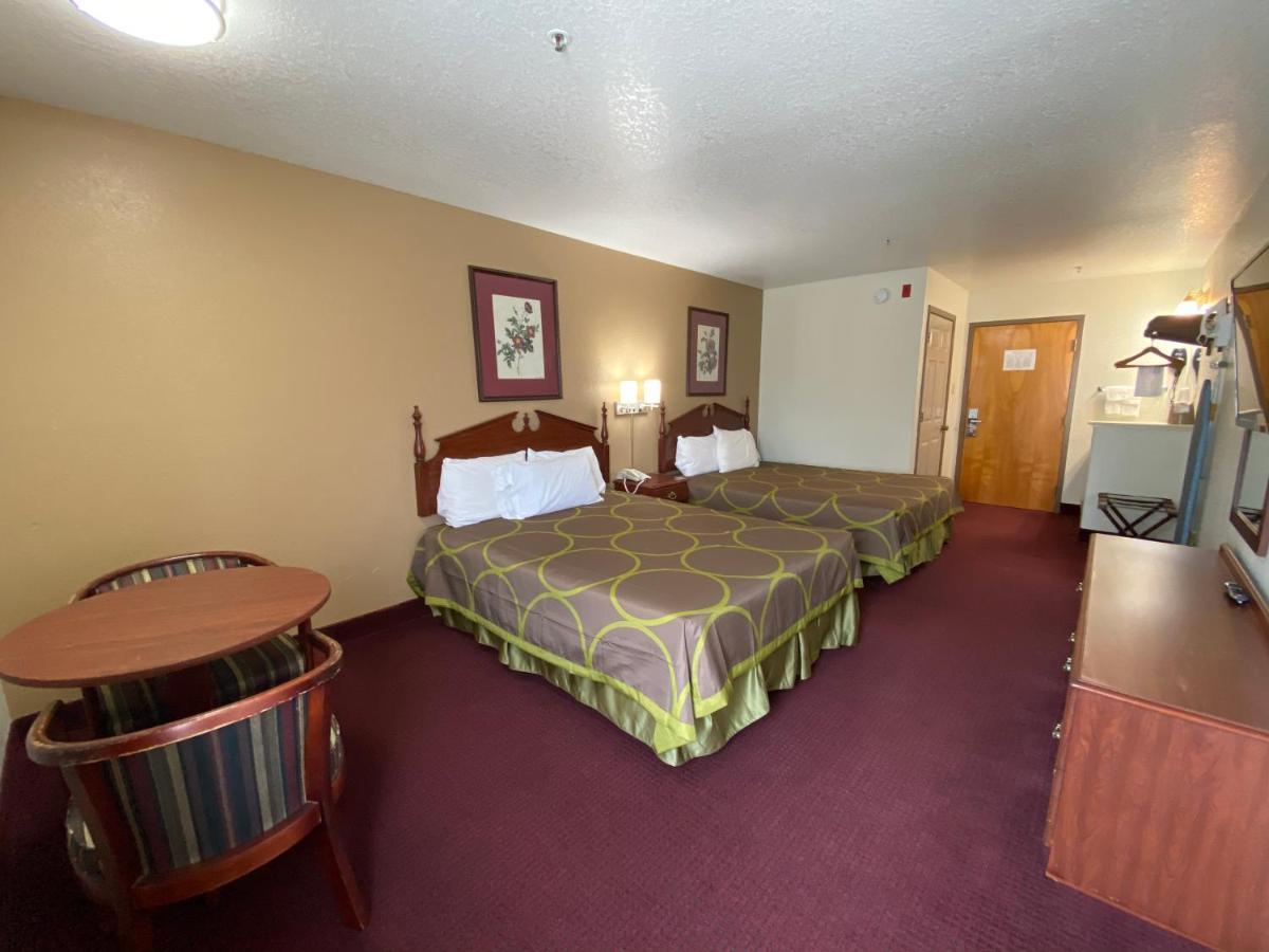 Super 8 By Wyndham Kinder/Coushatta Near Casino Luaran gambar